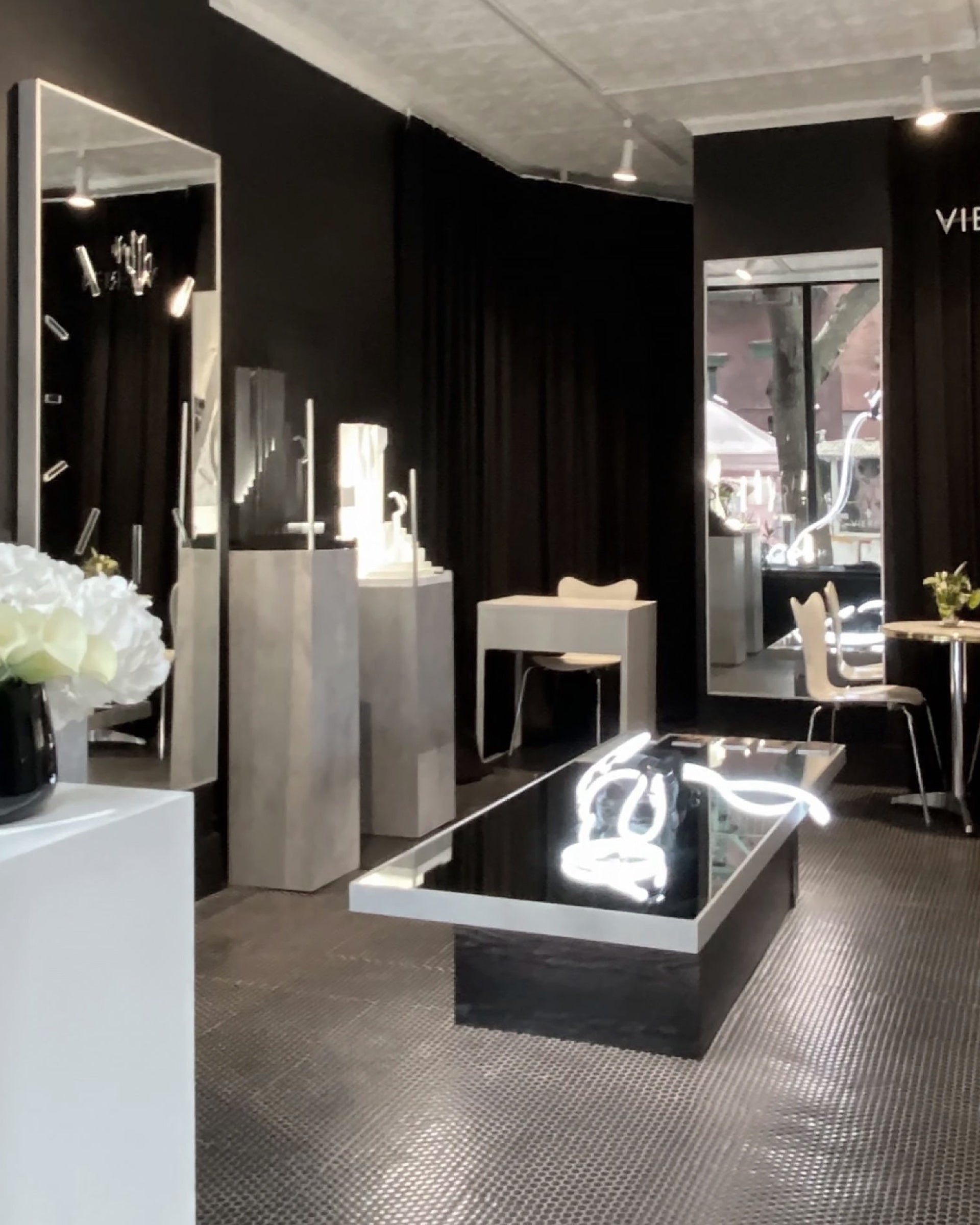 NYFW Pop-up Boutique