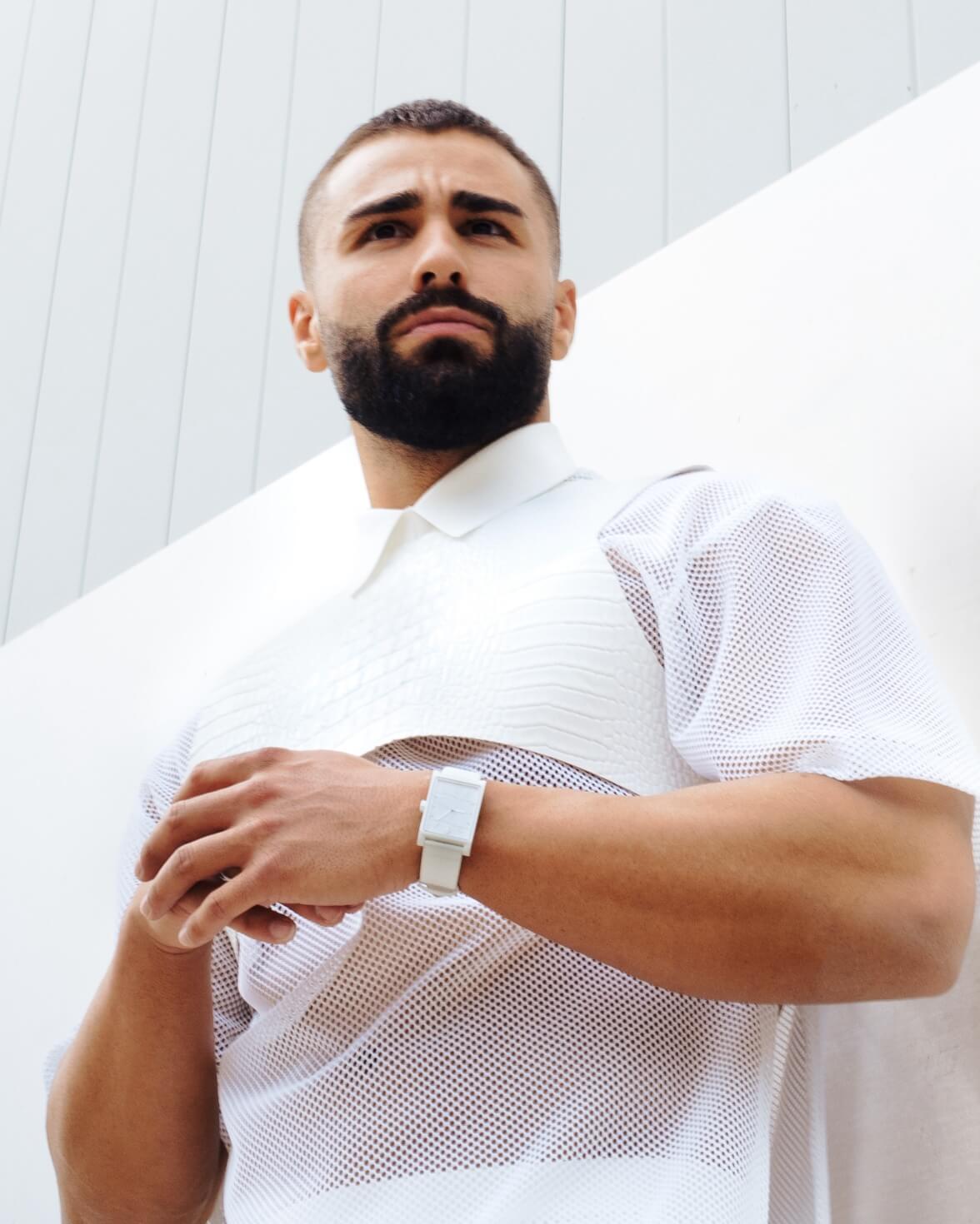 Nando Sirianni wearing the VIEREN White Croc leather rectangular watch