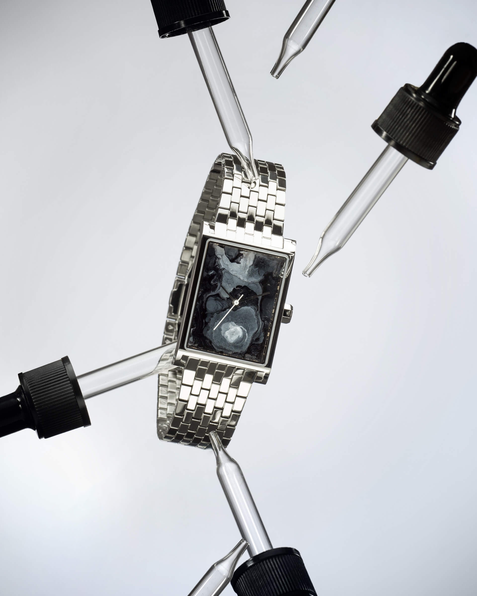 VIEREN x Cosmodernism rectangular watch from a one-of-one artist edition