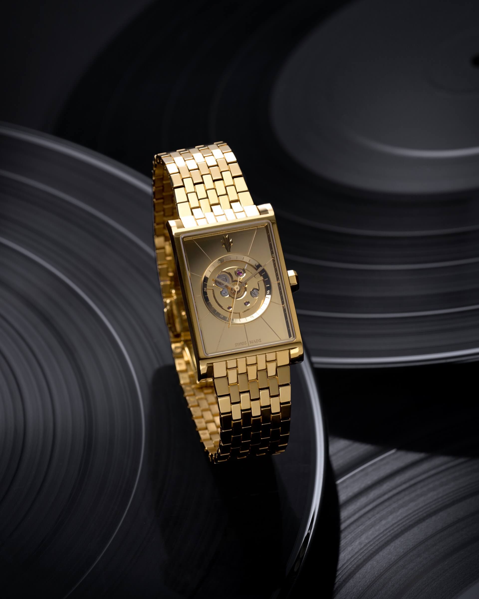 VIEREN Gold Mirror rectangular watch inspired by Studio 54 glamour