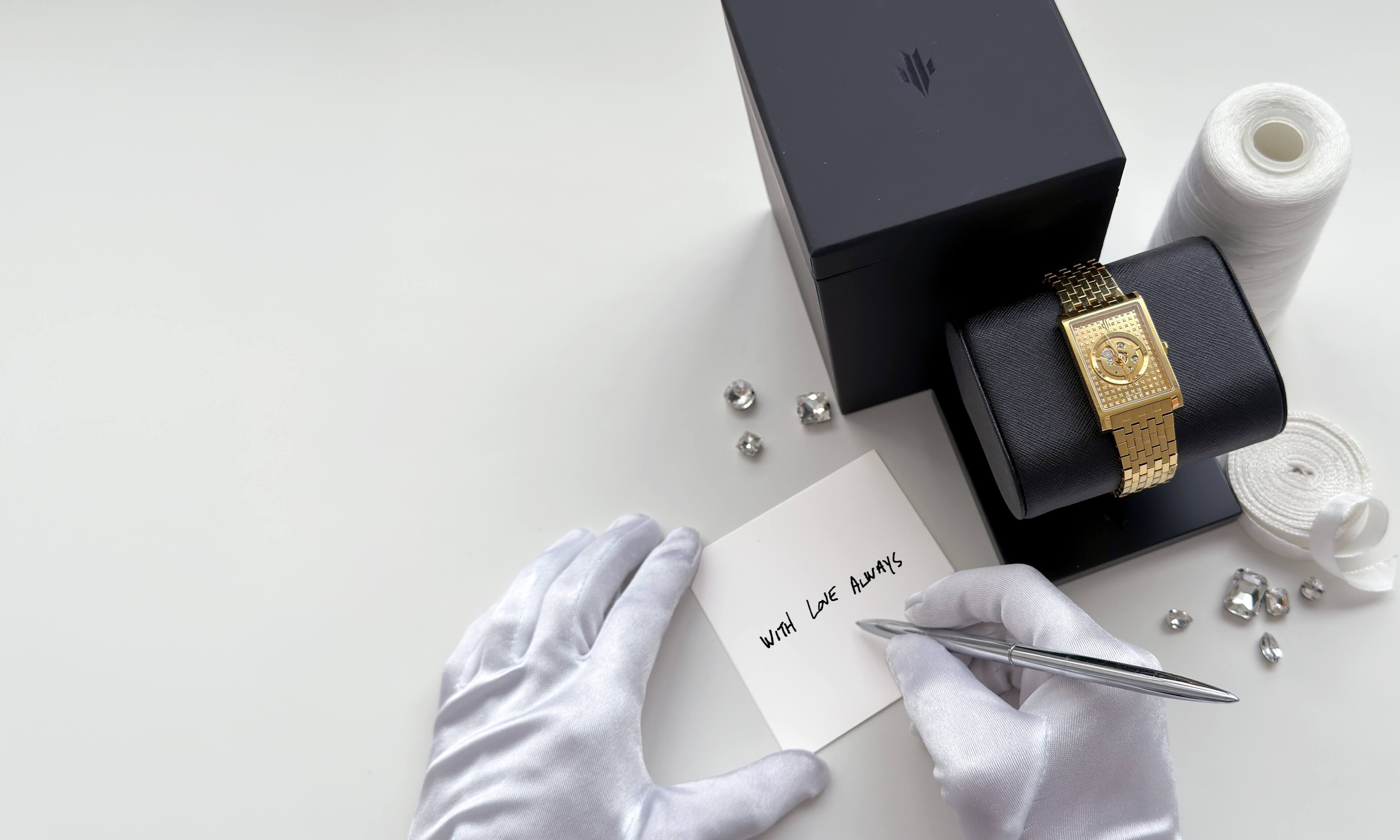 VIEREN Gold Stereo Diamond watch with display stand and box set Mother's Day gift