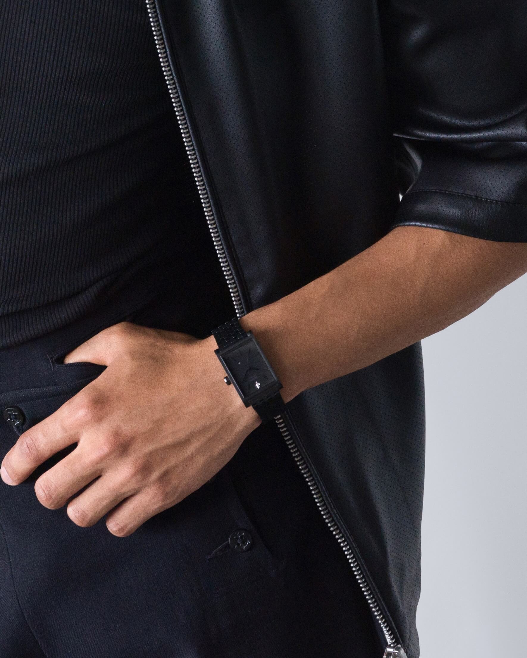 VIEREN Matte Black men's watch