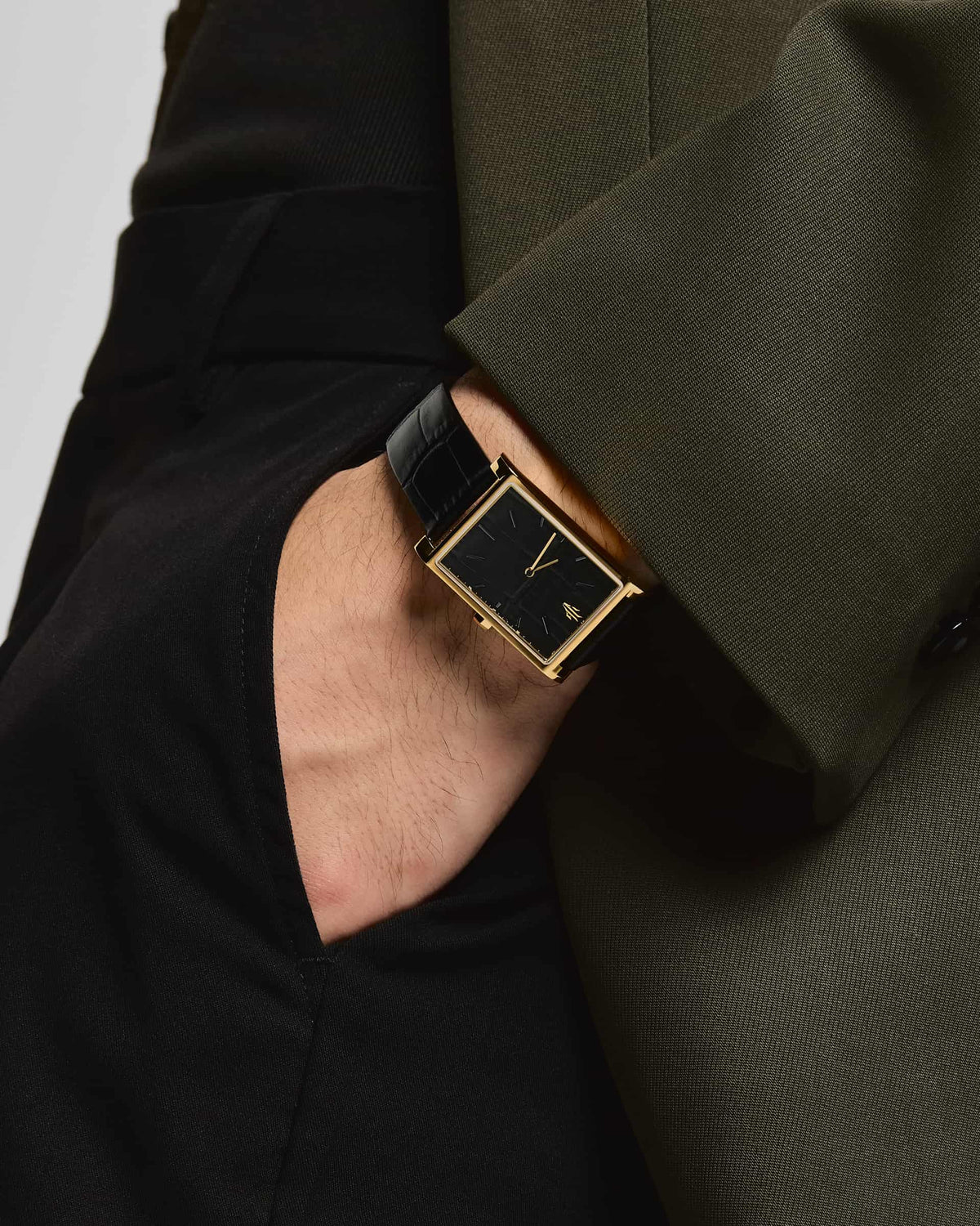 VIEREN Gold Black Croc leather men's gold rectangular watch with blazer