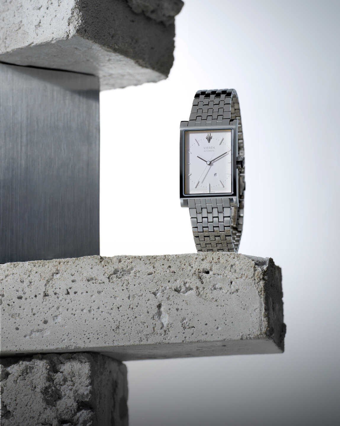 VIEREN Matte White rectangular watch with stainless steel bracelet