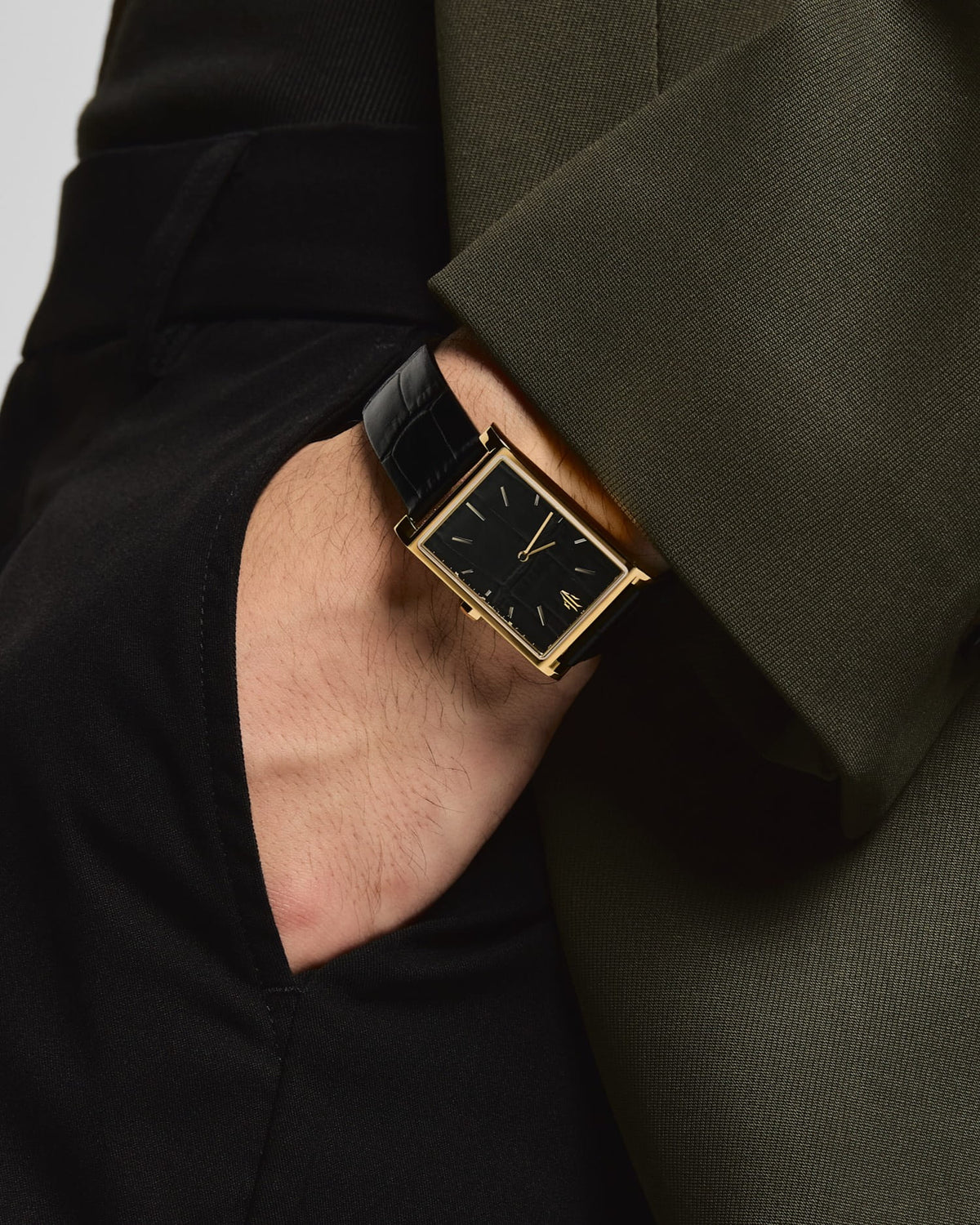 VIEREN Gold Black Croc leather men's rectangular watch with blazer
