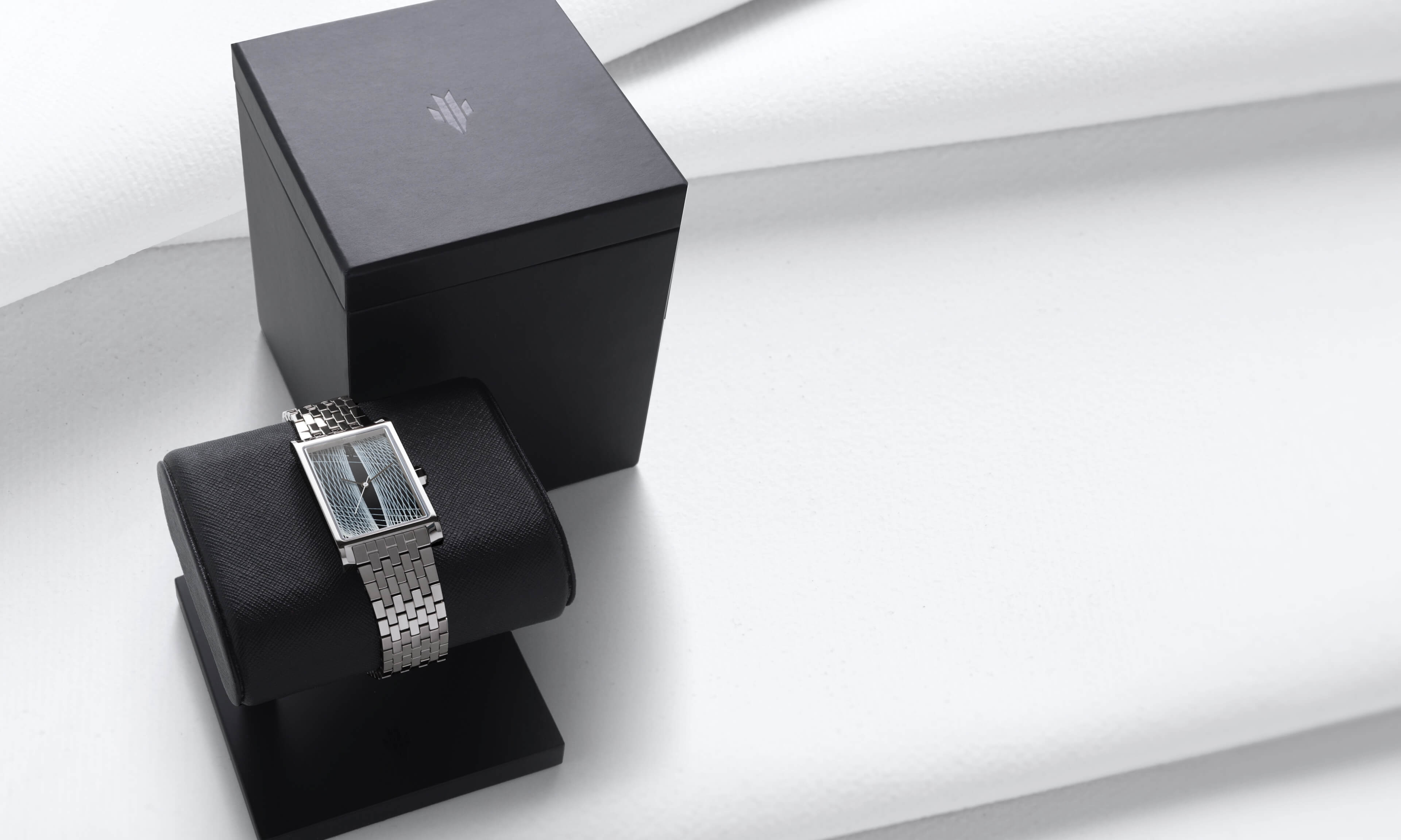 VIEREN x Sébastien Preschoux rectangular watch with signature box set and display packaging