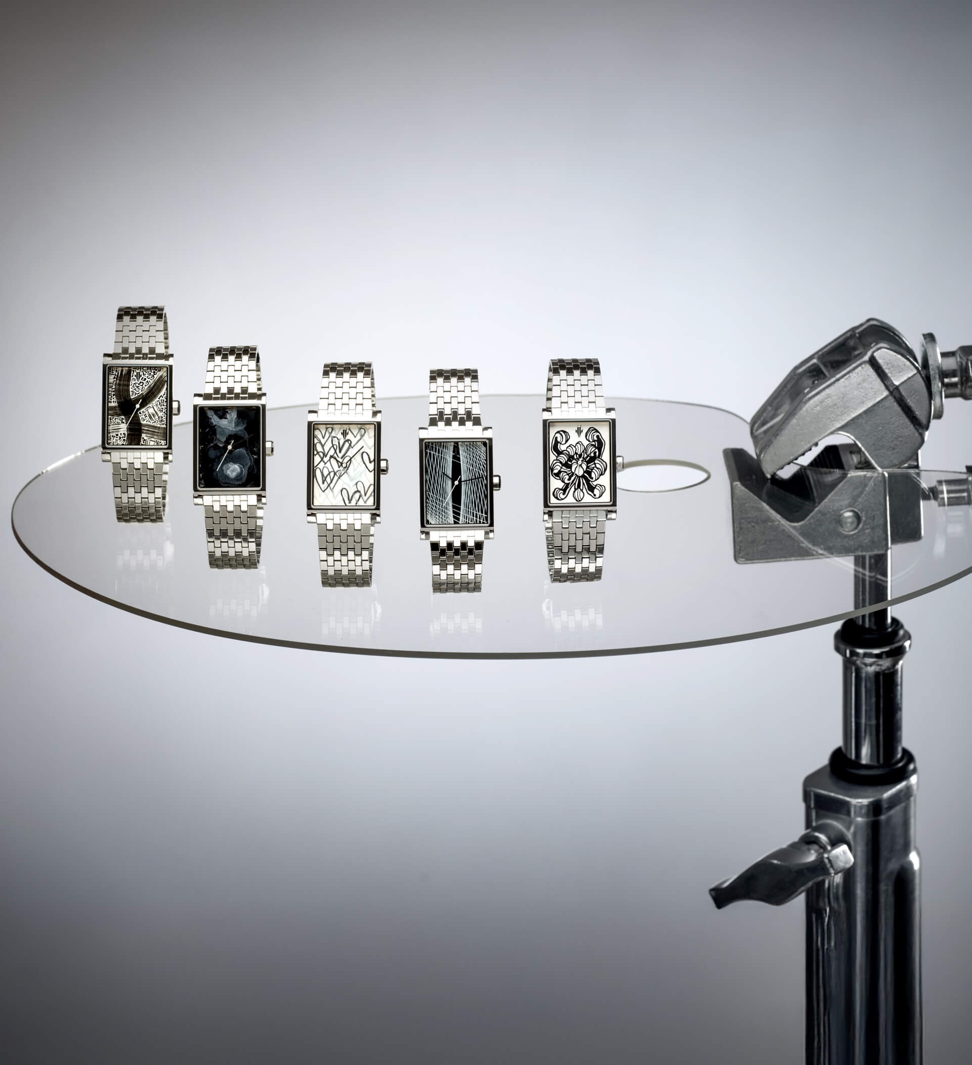 VIEREN V Collector's Set five artist edition Swiss Made automatic watches with art palette