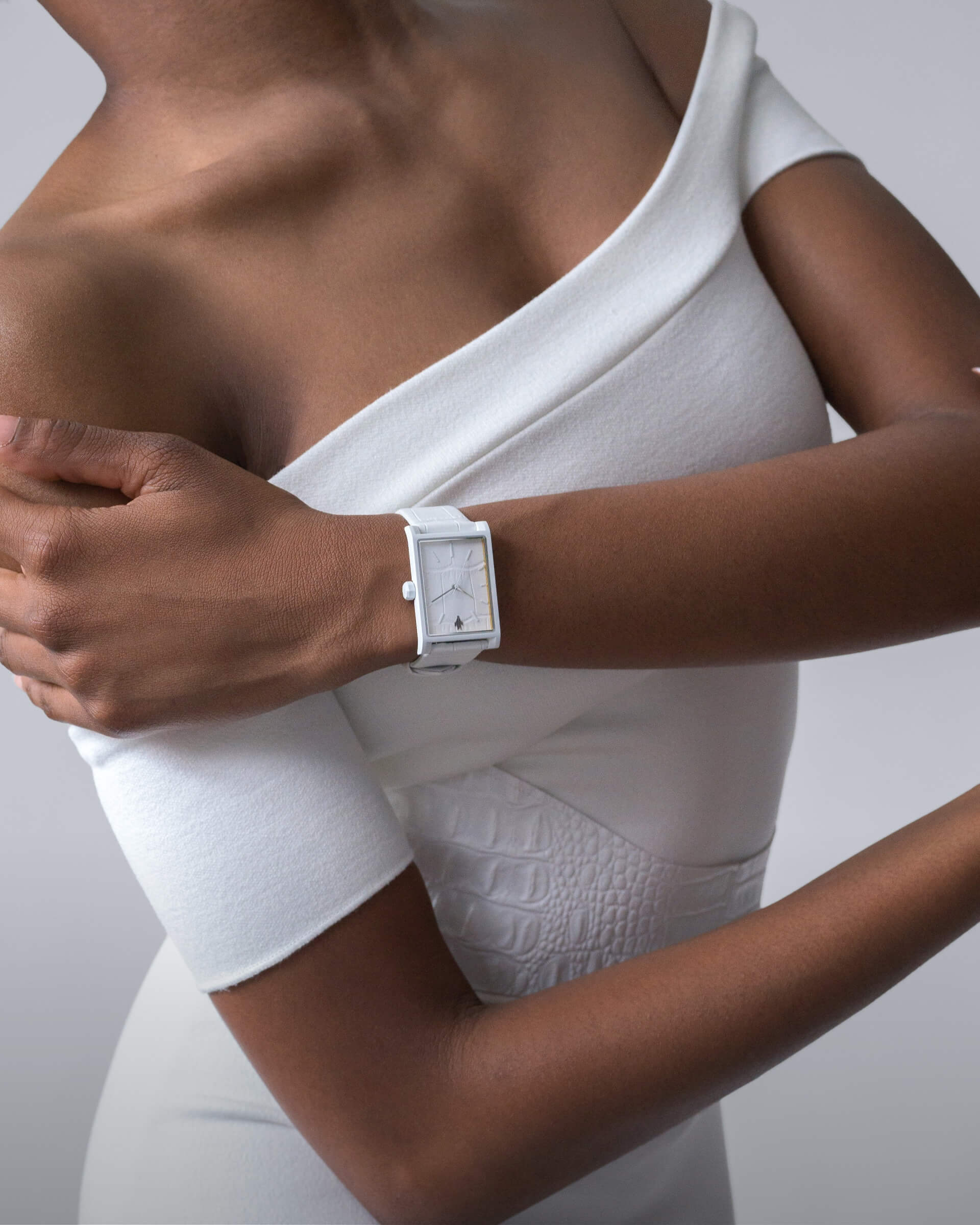 VIEREN White Croc Leather women's rectangular watch