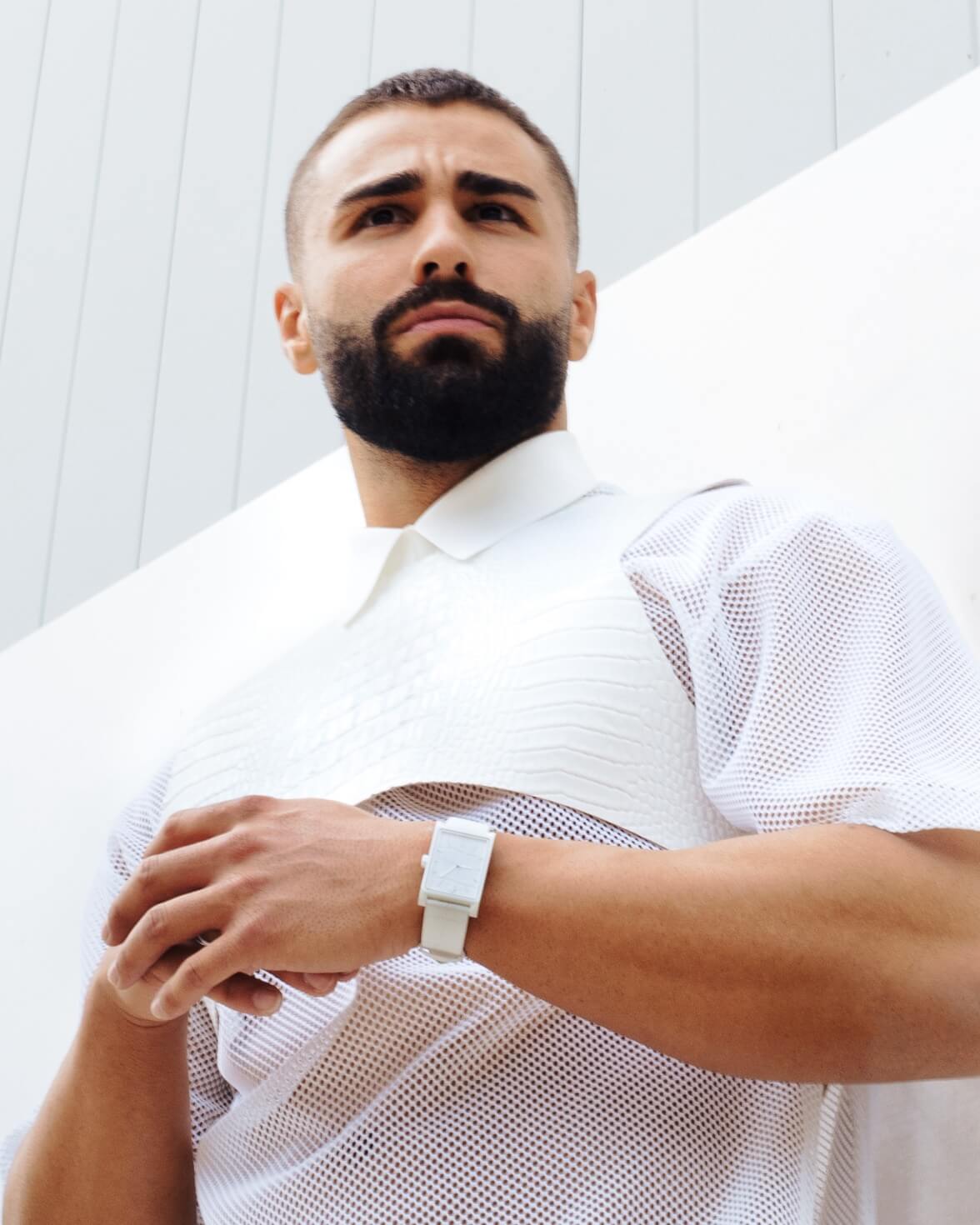 Nando Sirianni wearing the VIEREN White Croc leather watch