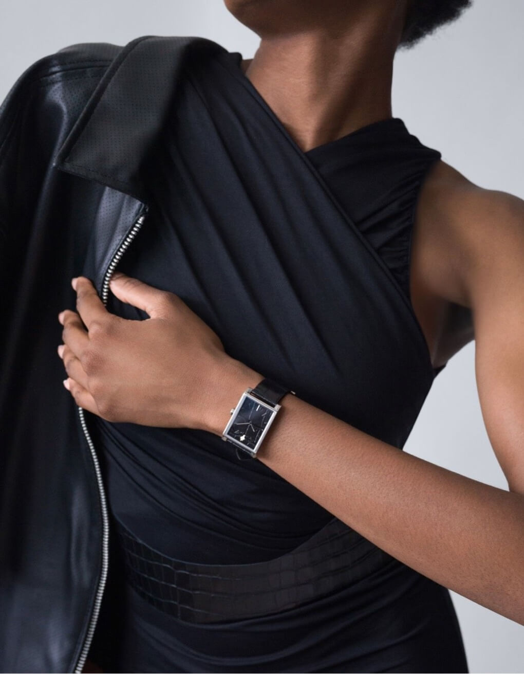 VIEREN Black Croc Leather women's watch birthday gift
