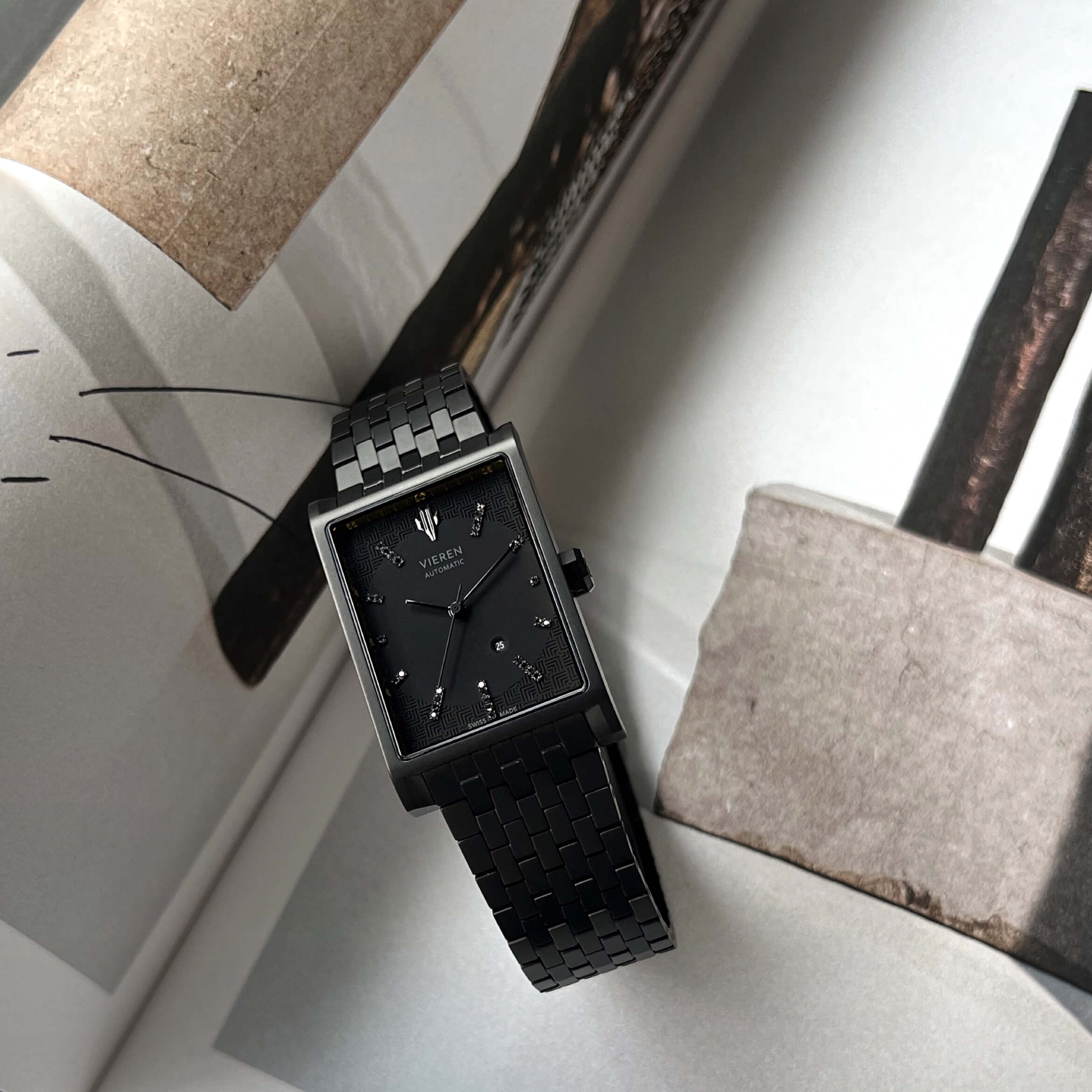 VIEREN Black Diamond rectangular watch graduation gift