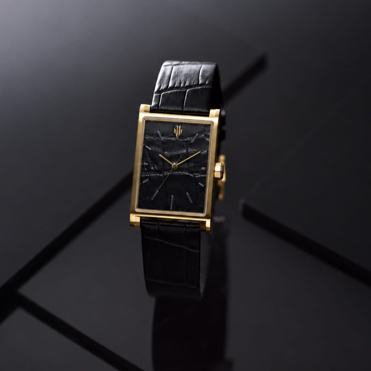 VIEREN Gold Black Croc gold leather rectangular watch with leather strap and dial