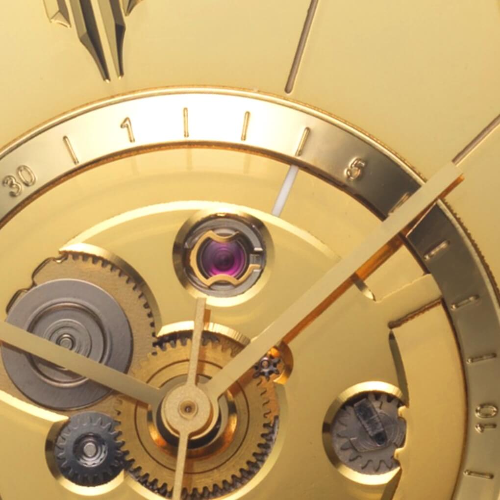 VIEREN Gold Mirror rectangular watch date disc referencing vintage analog speakers