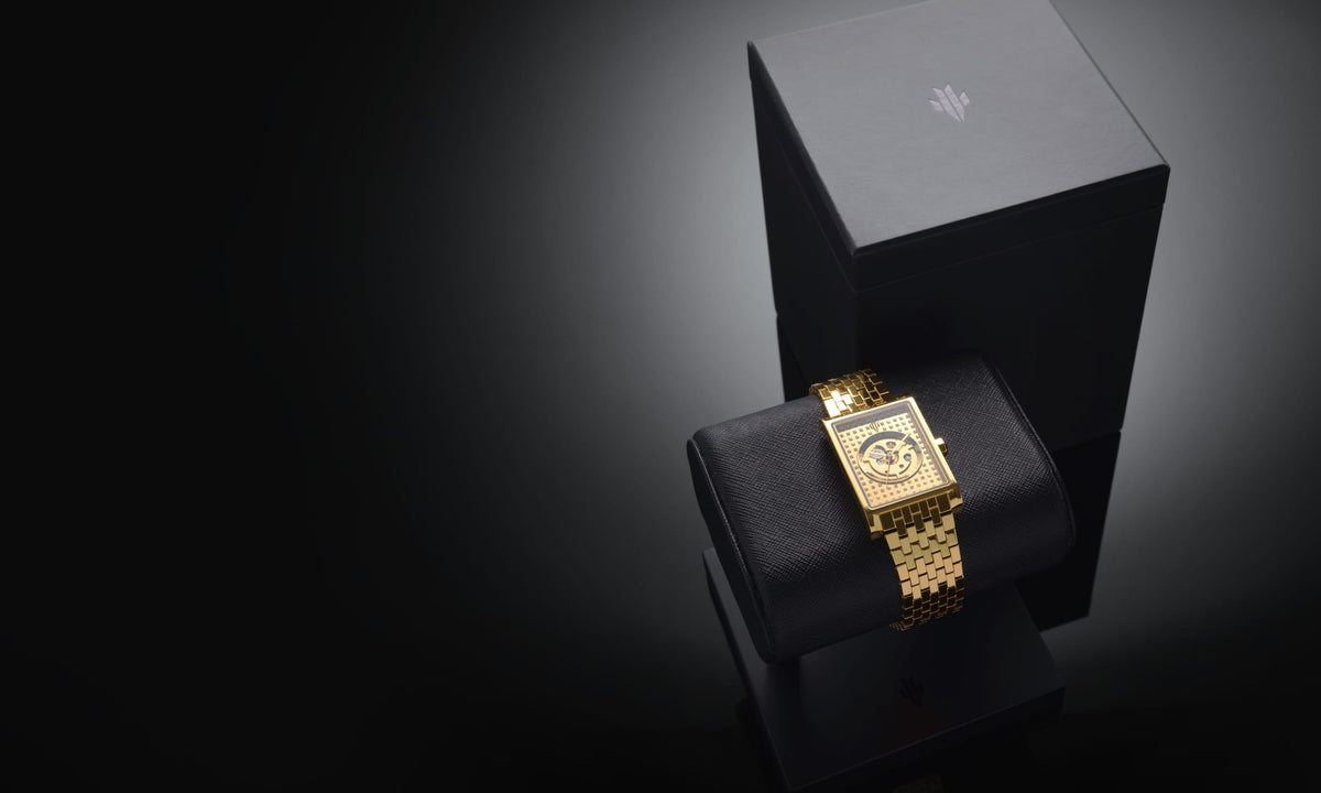 VIEREN gold rectangular watch with signature box set and display stand packaging