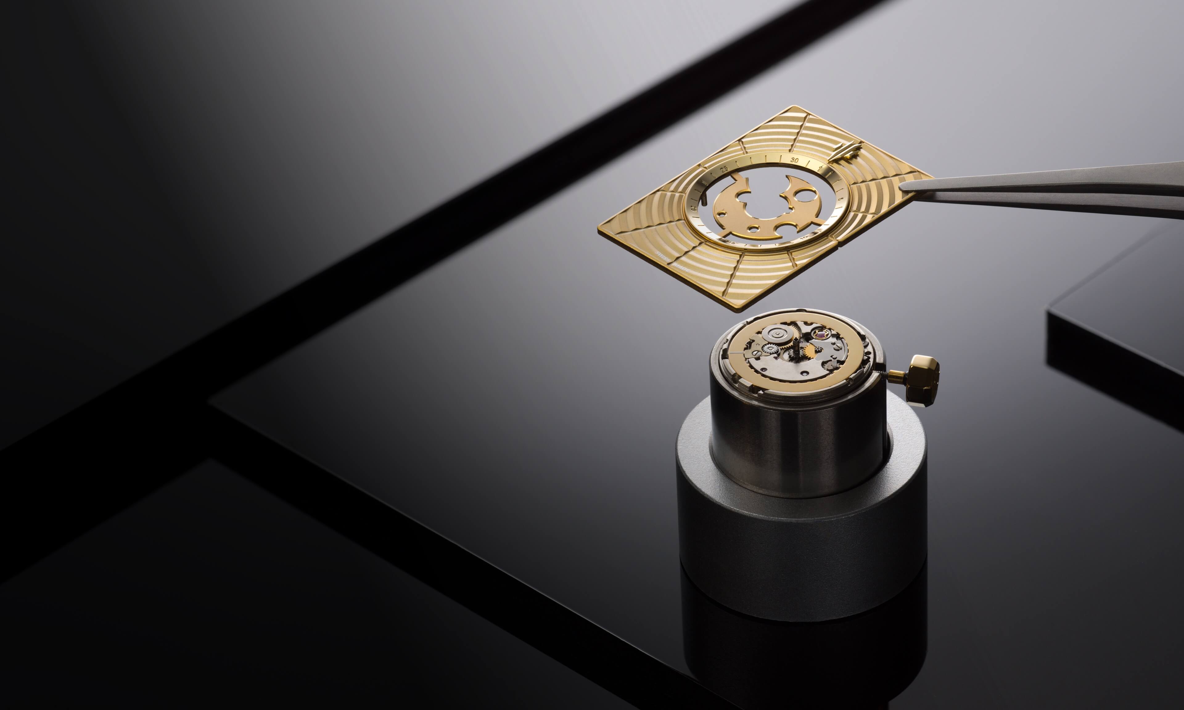 VIEREN gold skeleton rectangular watch dial with Swiss automatic movement and gold date disc