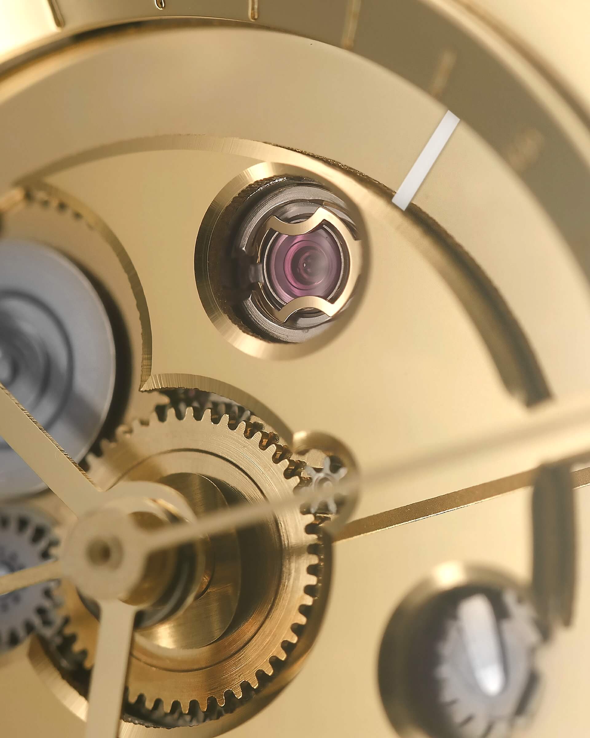 VIEREN jewels of Swiss ETA 2671 automatic movement beneath gold skeleton dial
