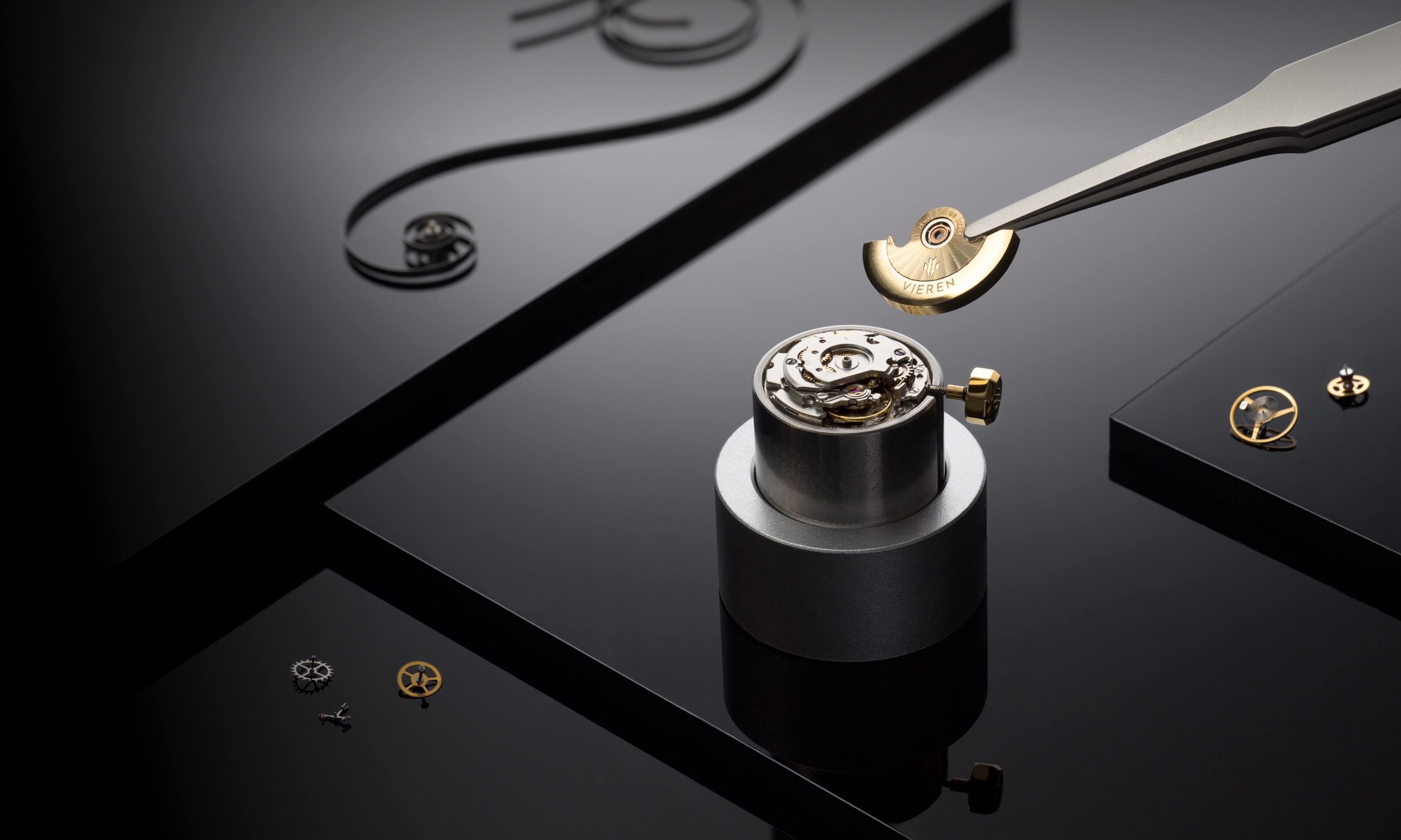 VIEREN Swiss ETA 2671 automatic movement with gold rotor, mainspring, balance wheel, and gears