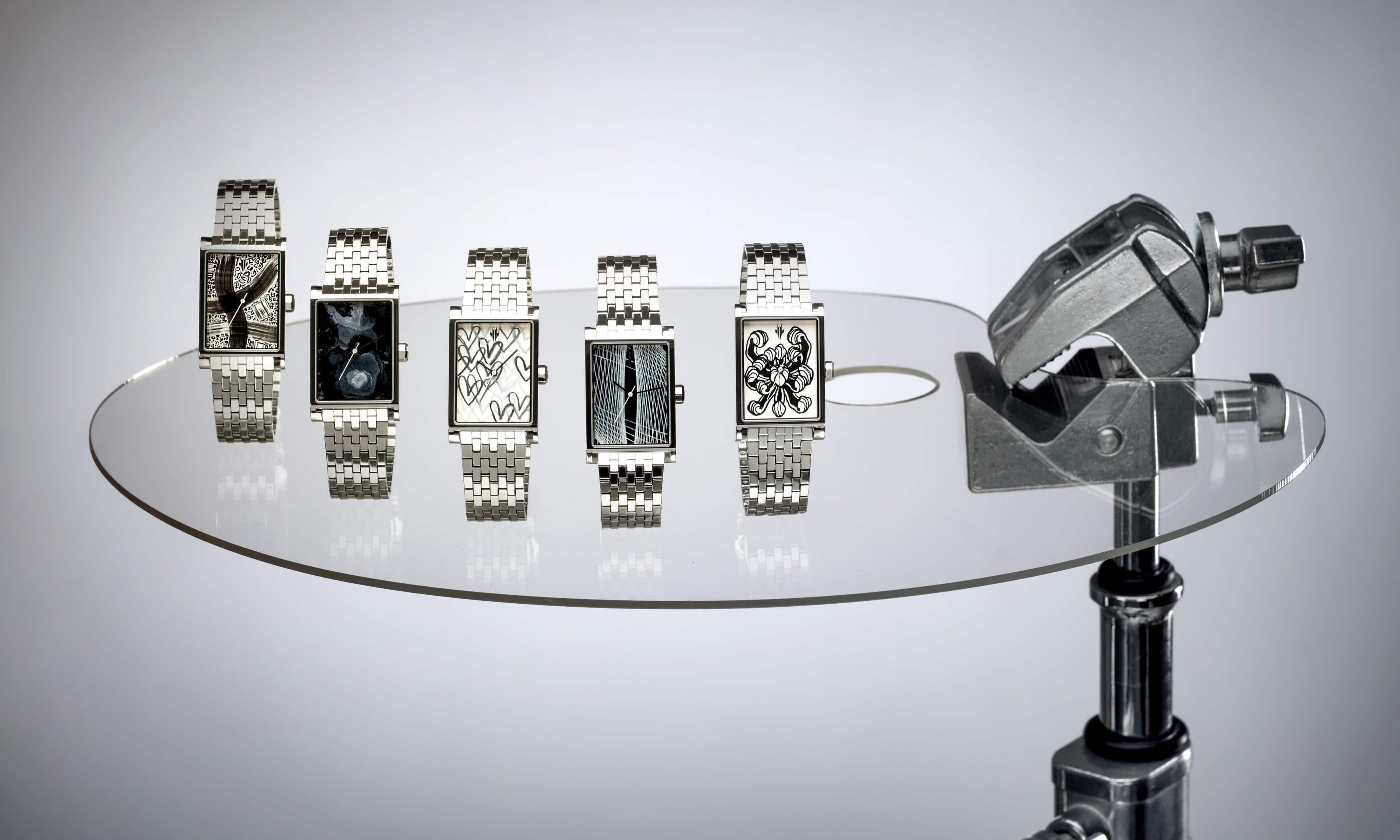 VIEREN V Collection Swiss Made automatic watches displayed on artist palette