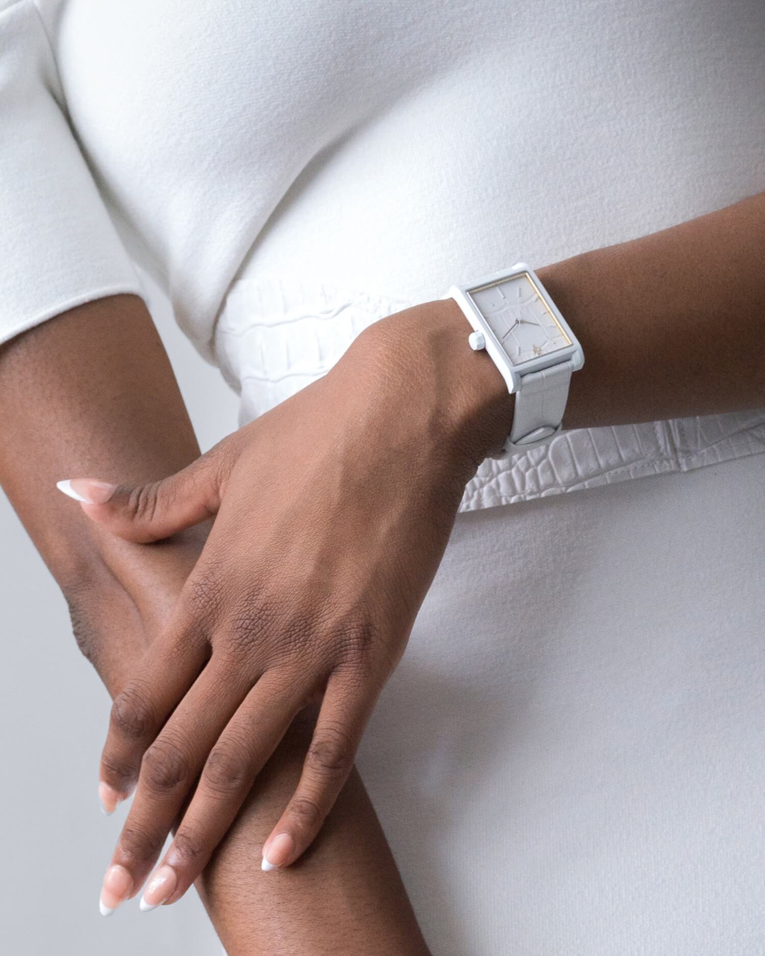 VIEREN White Croc Leather women's rectangular watch